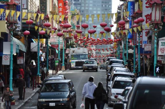 Chegando à Chinatown de San Francisco, na Califórnia, nos Estados Unidos